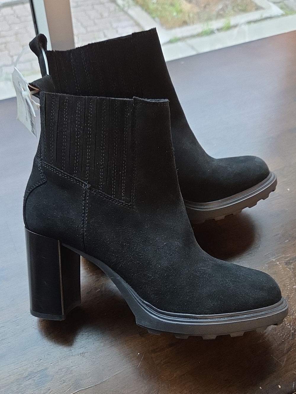 Geox Size EU 40  US 10 Black Suede Block Heel Chelsea Boot - Women